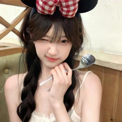 小犬与女孩